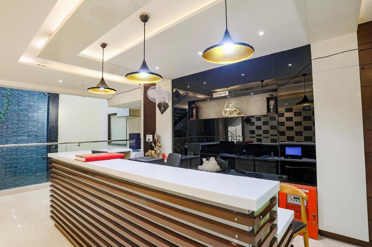 Fabhotel Grand Stay Neu-Delhi Exterior foto