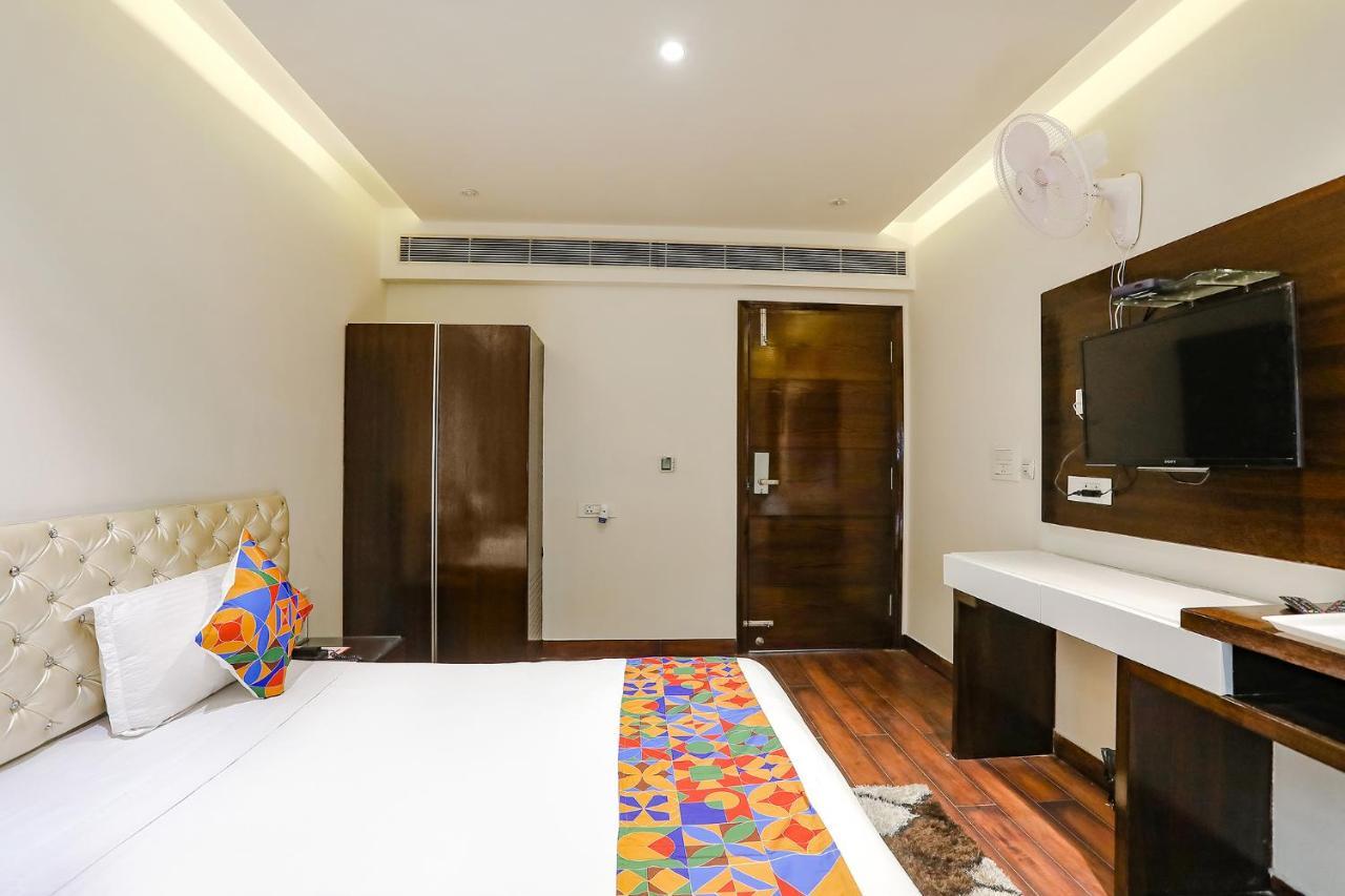 Fabhotel Grand Stay Neu-Delhi Exterior foto